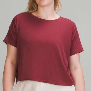 Lululemon Mulled Wine Cates Tee
